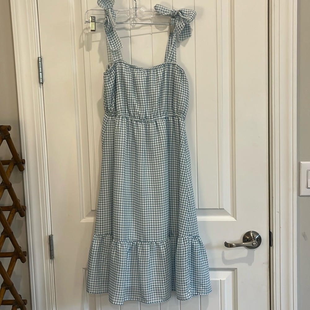 Indigo Rose size medium soft blue and white gingham bow strappy dress